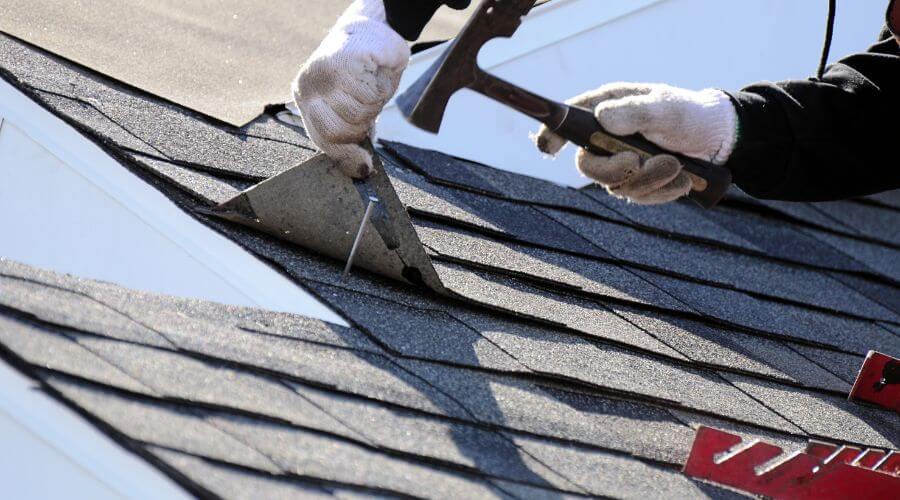 Expert Emergency Roof Repairs services in Kinde, MI